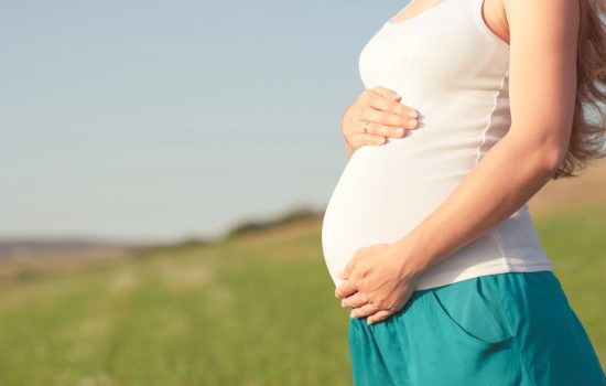 Supplements and Herbs to Avoid During Pregnancy – A Detailed Guide